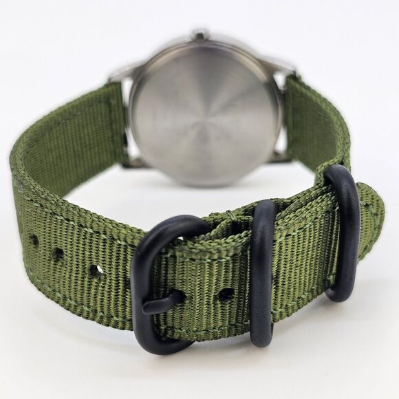 Timex Men's Watch 35MM White Dial Date New Army Green Canvas Bands New Battery - Picture 9 of 13